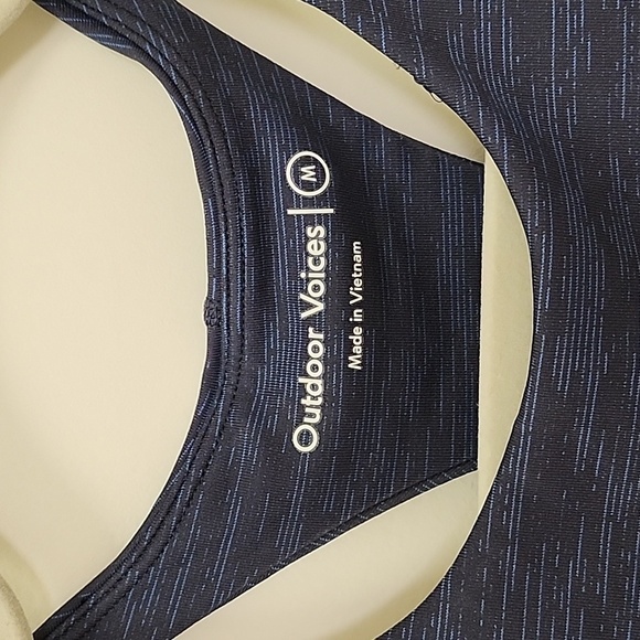 Outdoor Voice TechSweat Crop Top Size Medium - Picture 4 of 13